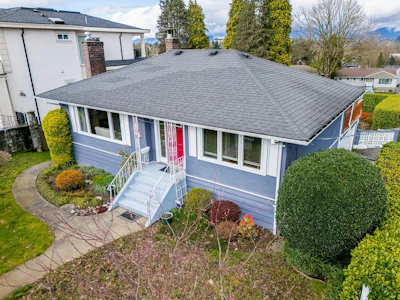 4457 Burke Street - 3