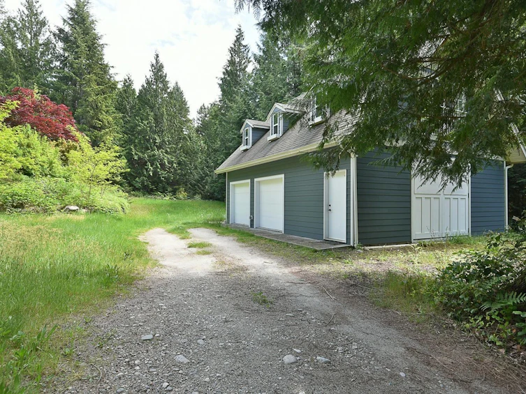 1397 Tanager Place, Roberts Creek, BC, V0N 2W1 - 36