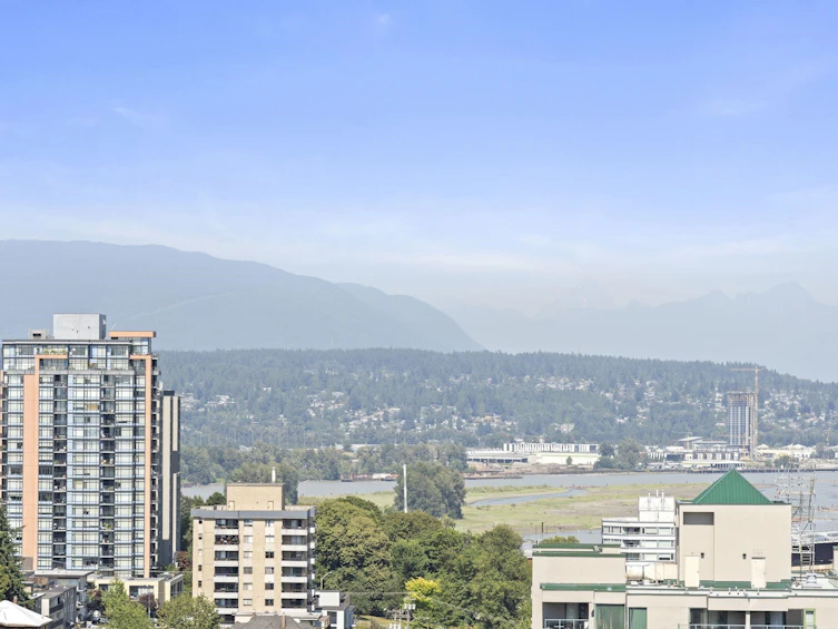 2402-618 Carnarvon Street, New Westminster, BC, V3M 0N9 - 24
