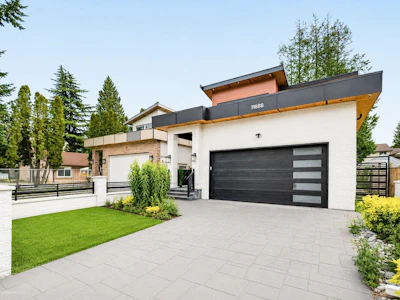 11688 96 Avenue - 3