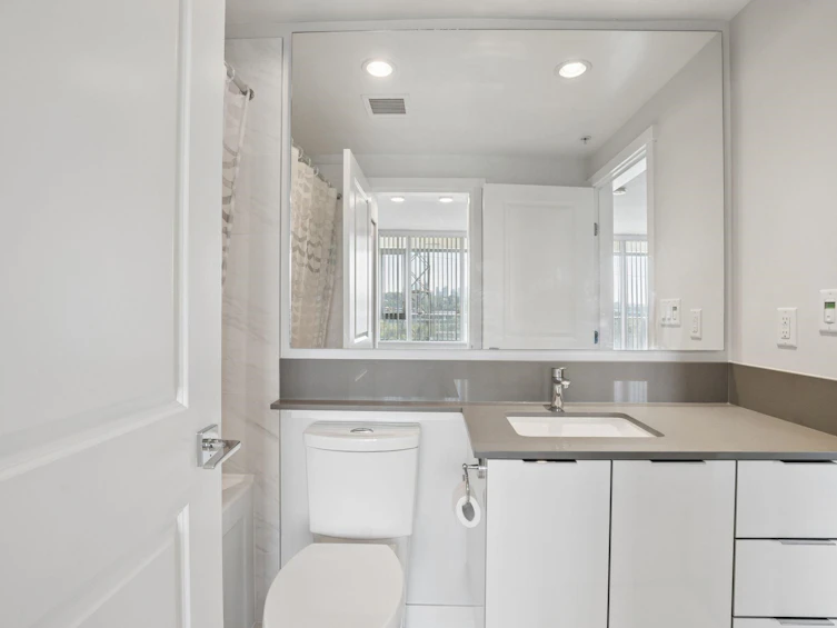 605-2388 Madison Avenue, Burnaby, BC, V5C 0K8 - 14