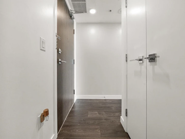 809-5580 No 3 Road, Richmond, BC, V6X 0R8 - 14