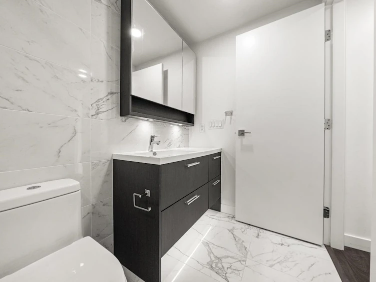 809-5580 No 3 Road, Richmond, BC, V6X 0R8 - 12
