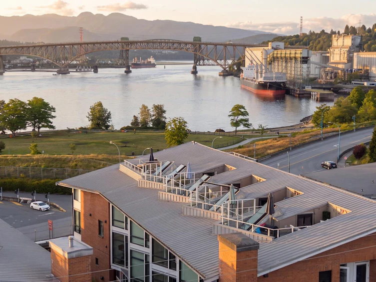2975 Wall Street, Vancouver, BC, V5K 0A6 - 3