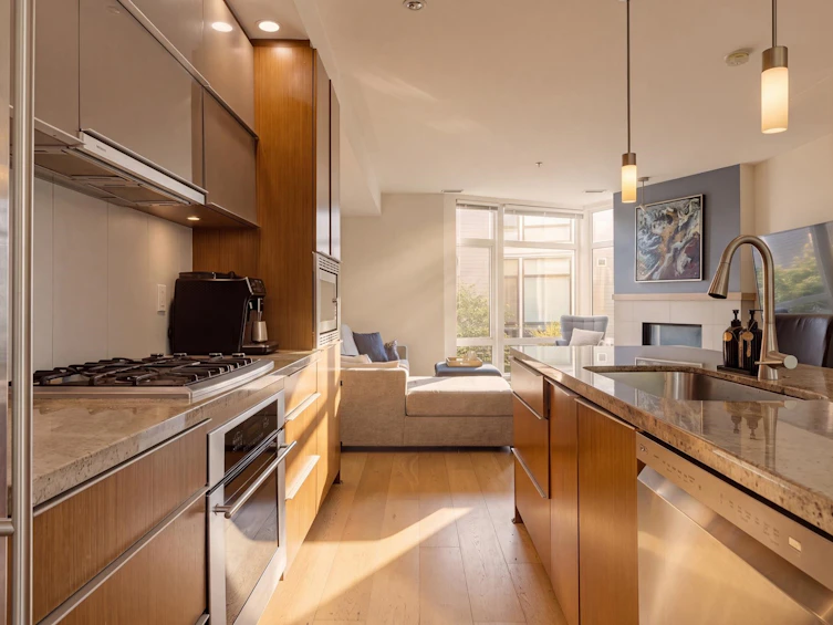 2975 Wall Street, Vancouver, BC, V5K 0A6 - 14