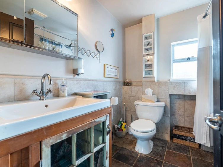 1052 Como Lake Avenue, Coquitlam, BC, V3J 3N8 - 15