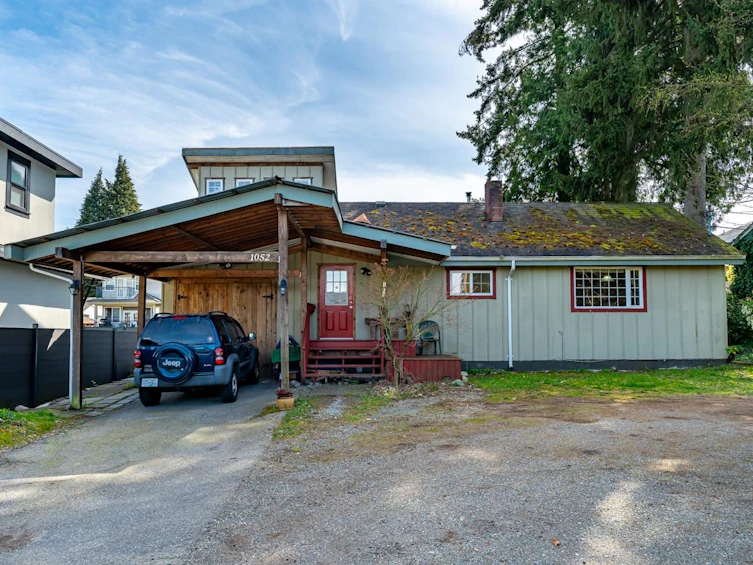 1052 Como Lake Avenue, Coquitlam, BC, V3J 3N8