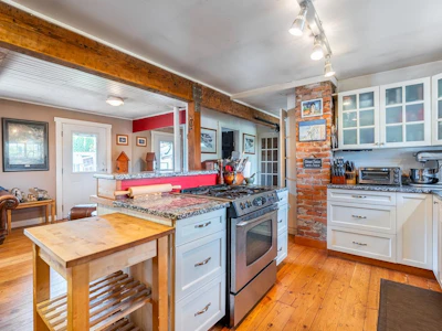 1052 Como Lake Avenue - 5