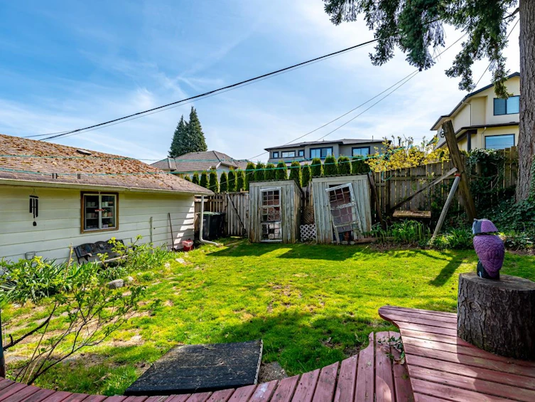 1052 Como Lake Avenue, Coquitlam, BC, V3J 3N8 - 22
