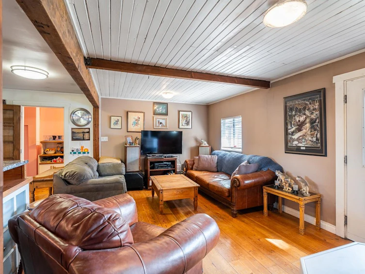 1052 Como Lake Avenue, Coquitlam, BC, V3J 3N8 - 12