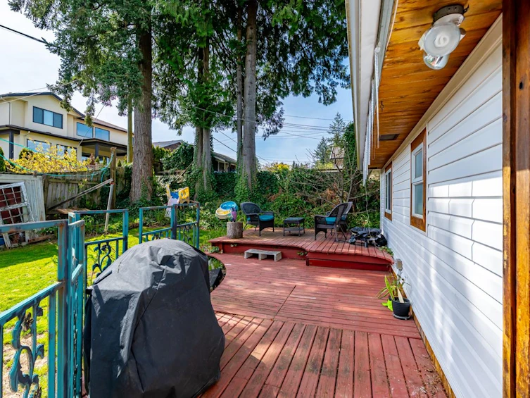1052 Como Lake Avenue, Coquitlam, BC, V3J 3N8 - 25