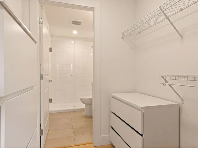 107-1661 E 2nd Avenue, Vancouver, BC, V5N 1E1 - 16