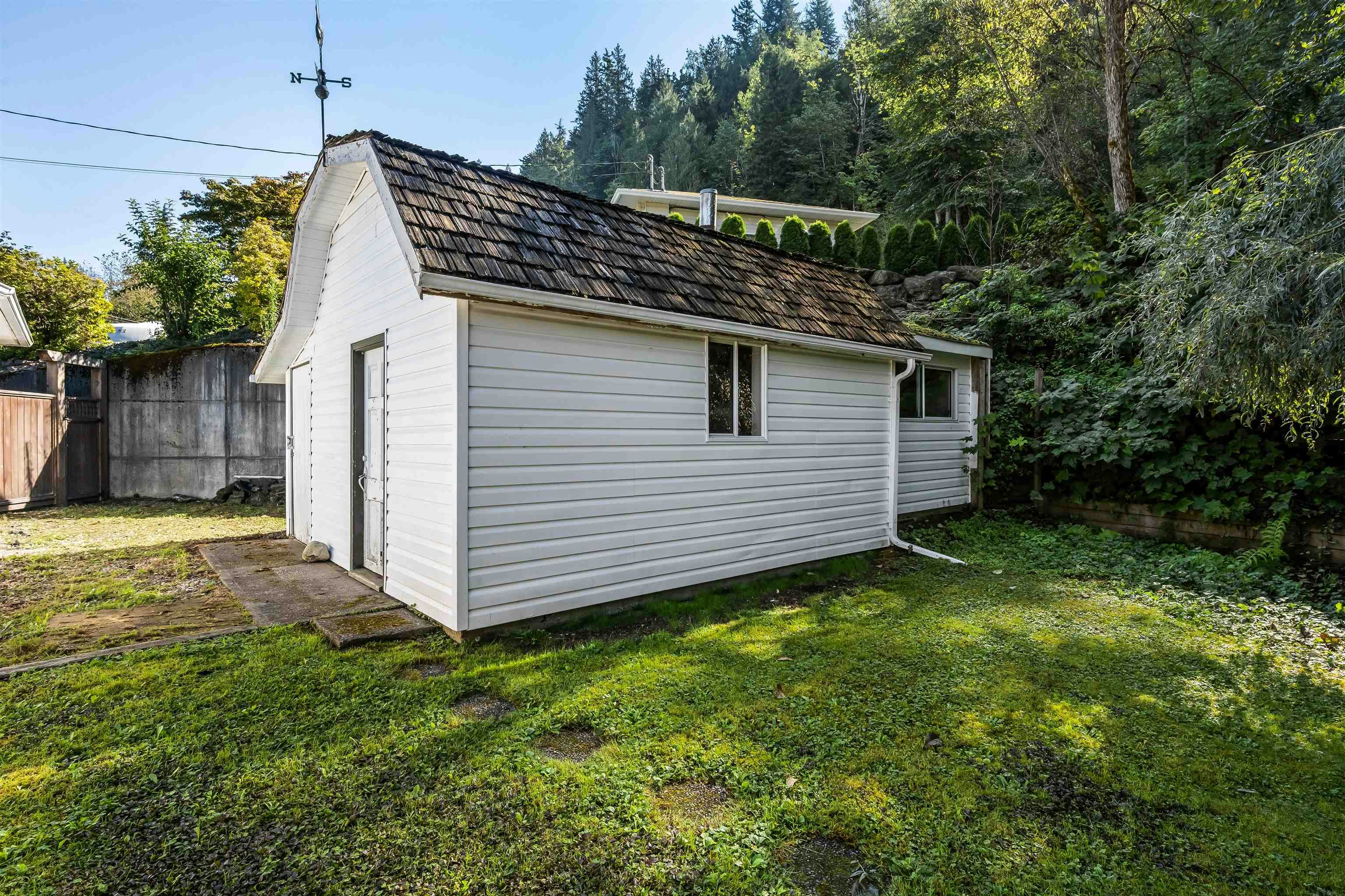 45942 Sleepy Hollow Road, Cultus Lake, BC, V2R 5A8 - 29