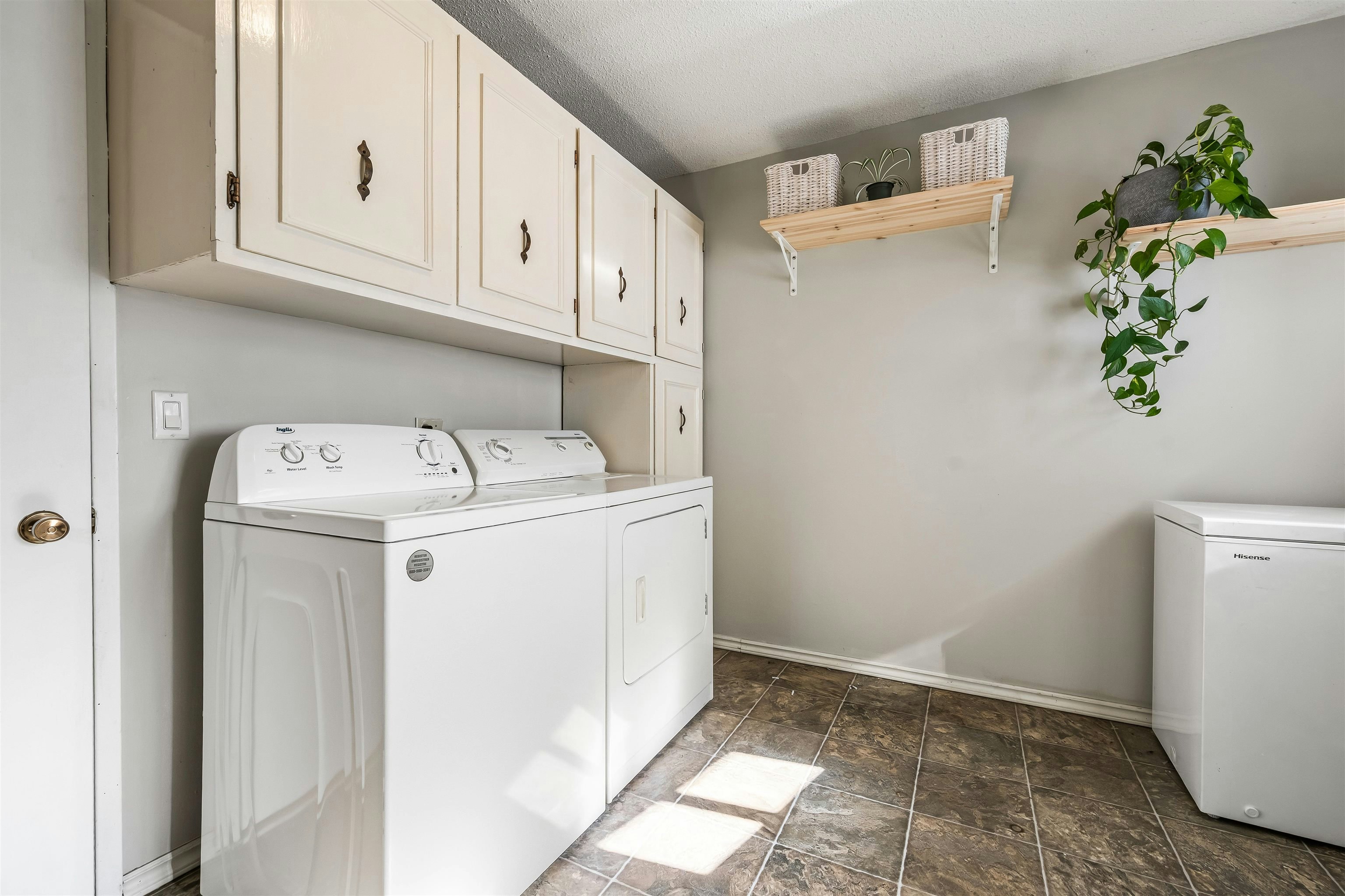 45942 Sleepy Hollow Road, Cultus Lake, BC, V2R 5A8 - 23