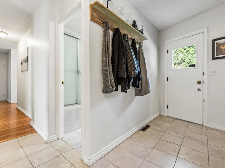 45942 Sleepy Hollow Road, Cultus Lake, BC, V2R 5A8 - 7