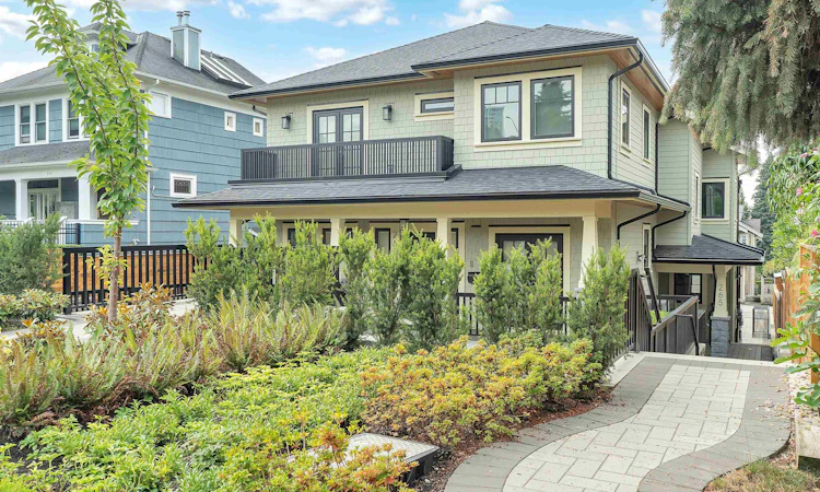 265 W 6th Street