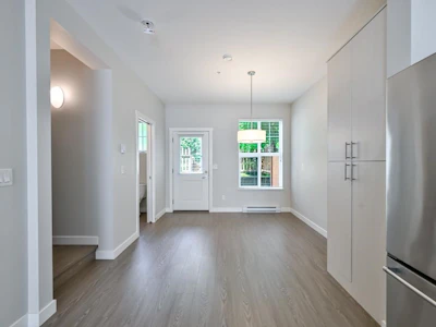 3-7169 208a Street - 4