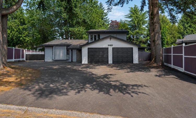 12779 Drummond Place