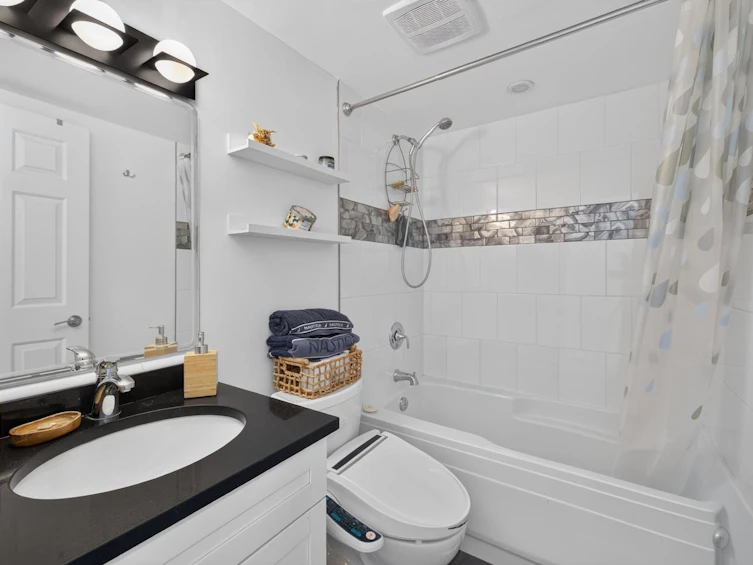 401-688 E 16th Avenue, Vancouver, BC, V5T 2V4 - 19