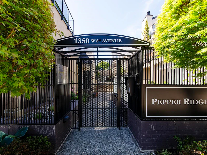 30 - 1350 W 6th Avenue, Vancouver BC V6H 1A7