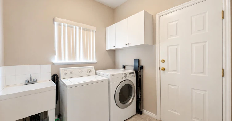 15773 82a Avenue, Surrey, BC, V4N 0R6 - 11