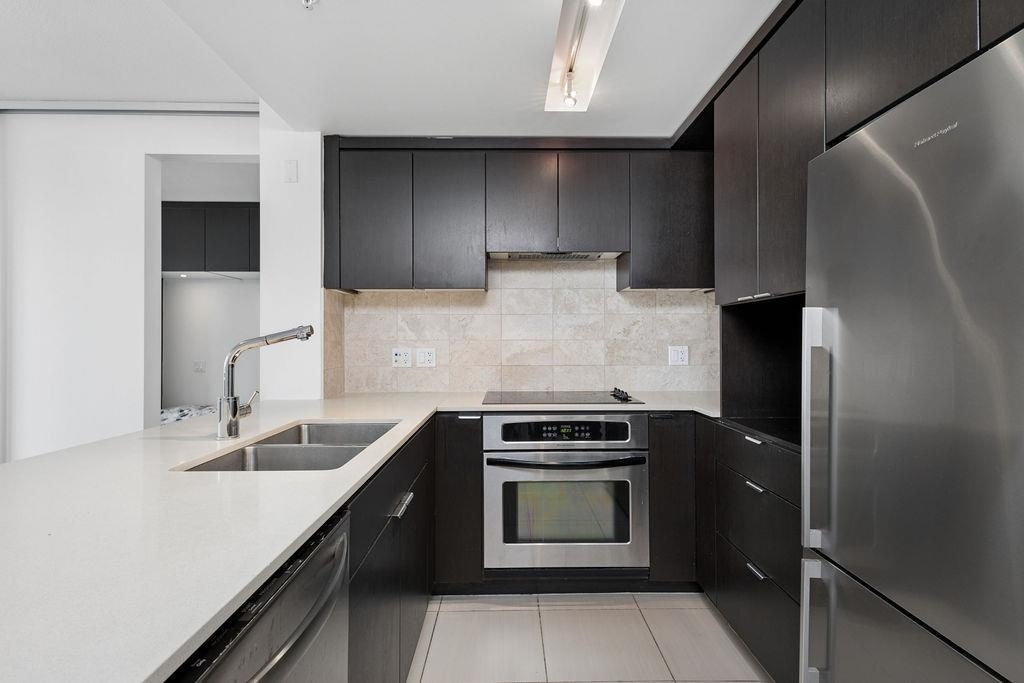 1208-1320 Chesterfield Avenue, North Vancouver, BC, V7M 0A6 - 6
