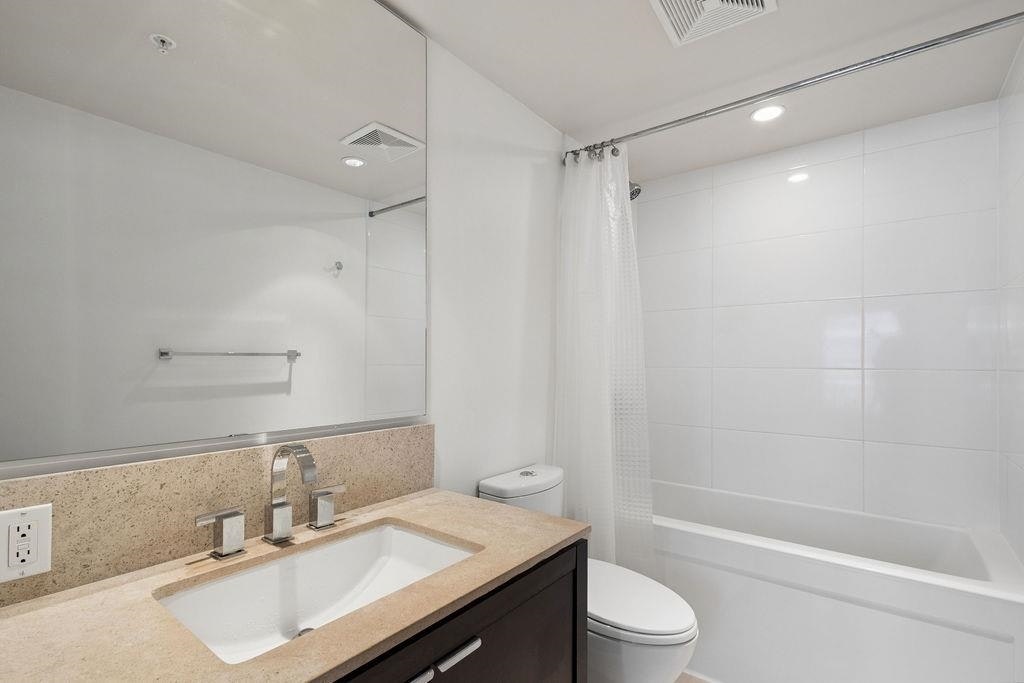 1208-1320 Chesterfield Avenue, North Vancouver, BC, V7M 0A6 - 11