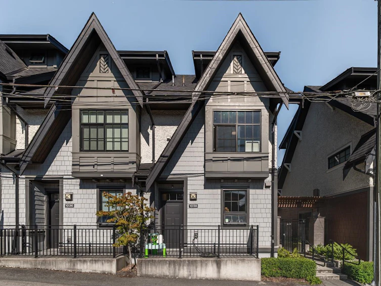 1038 Park Drive, Vancouver, BC, V6P 0H9