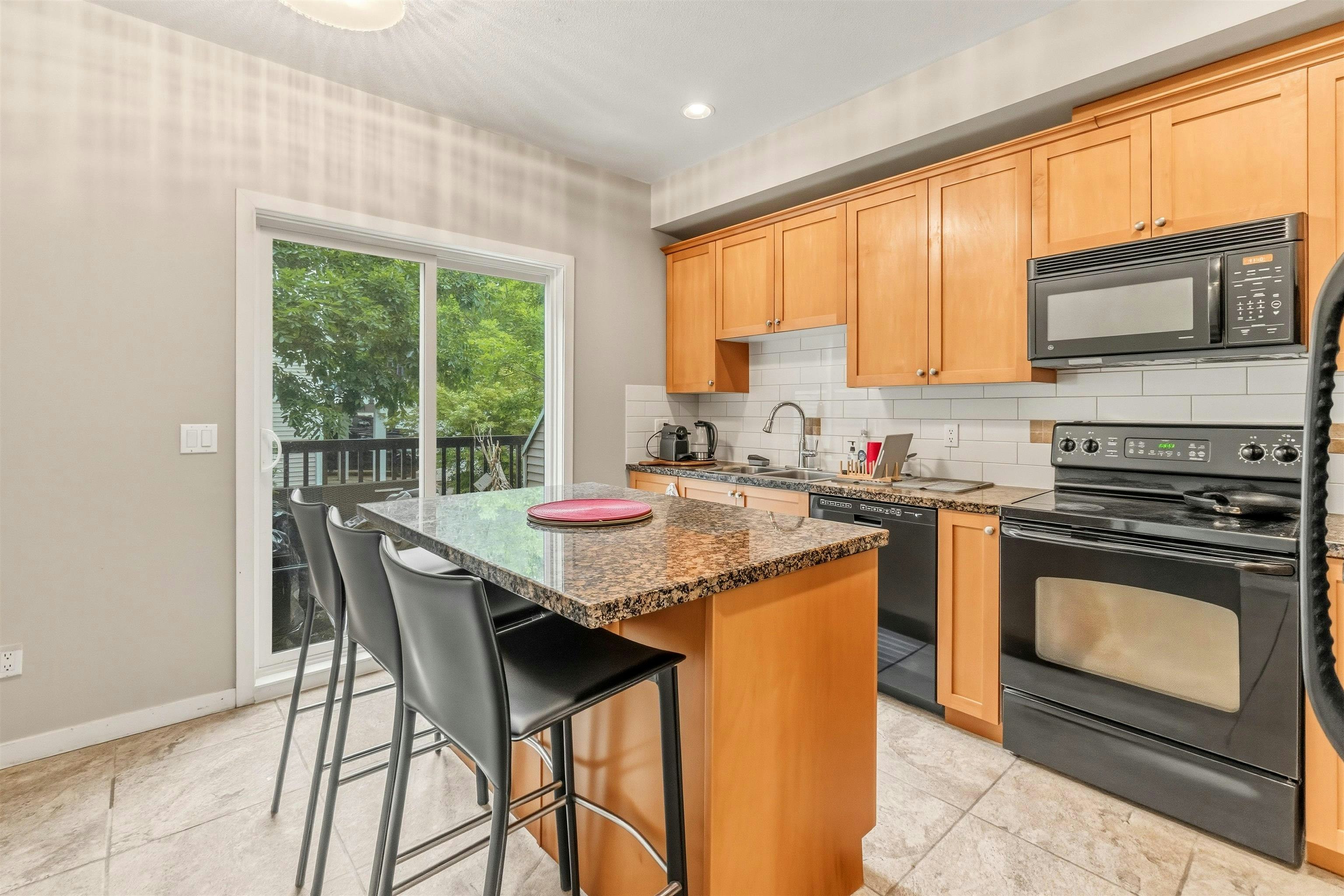 17-20159 68 Avenue, Langley, BC, V2Y 3H9 - 9