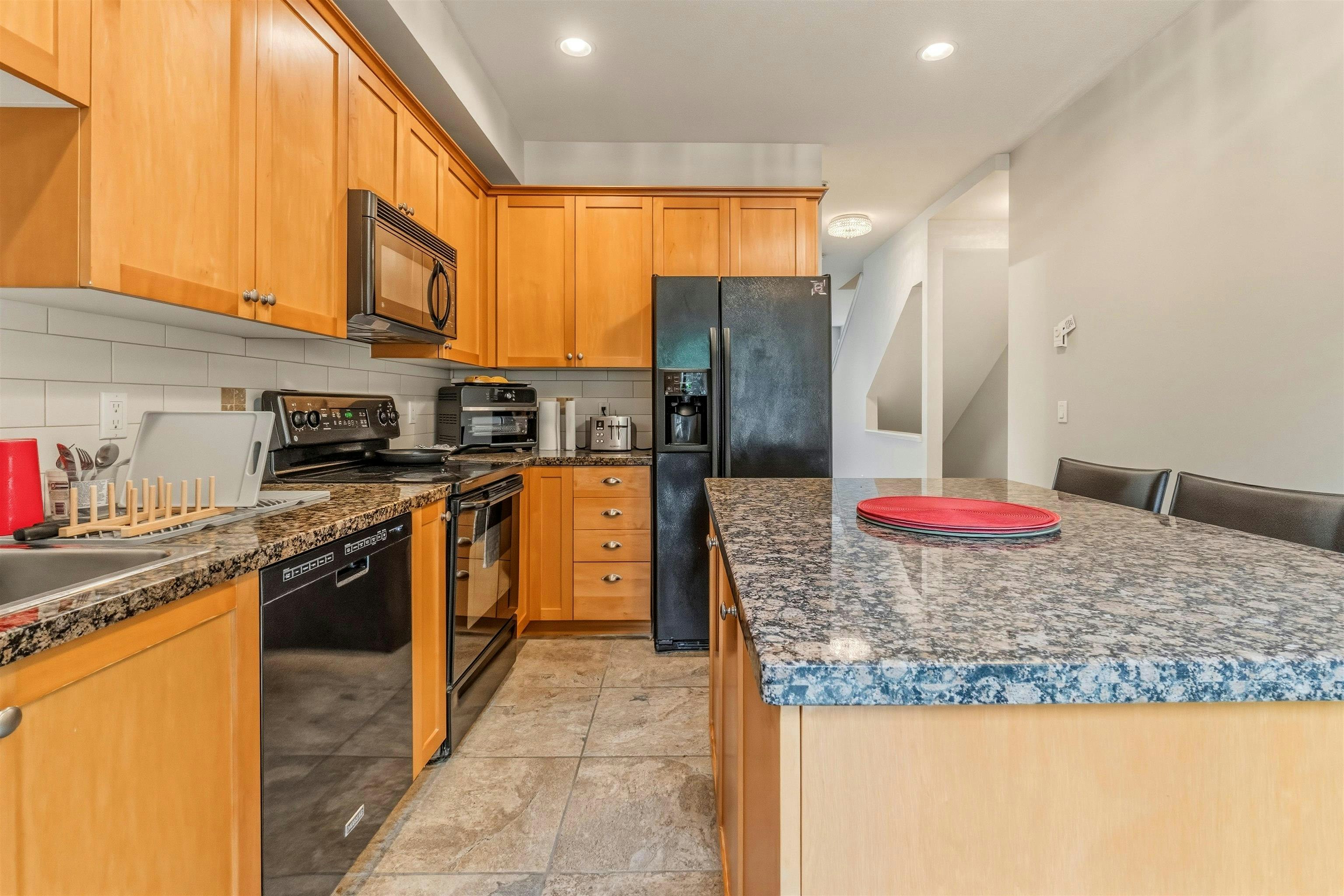 17-20159 68 Avenue, Langley, BC, V2Y 3H9 - 11