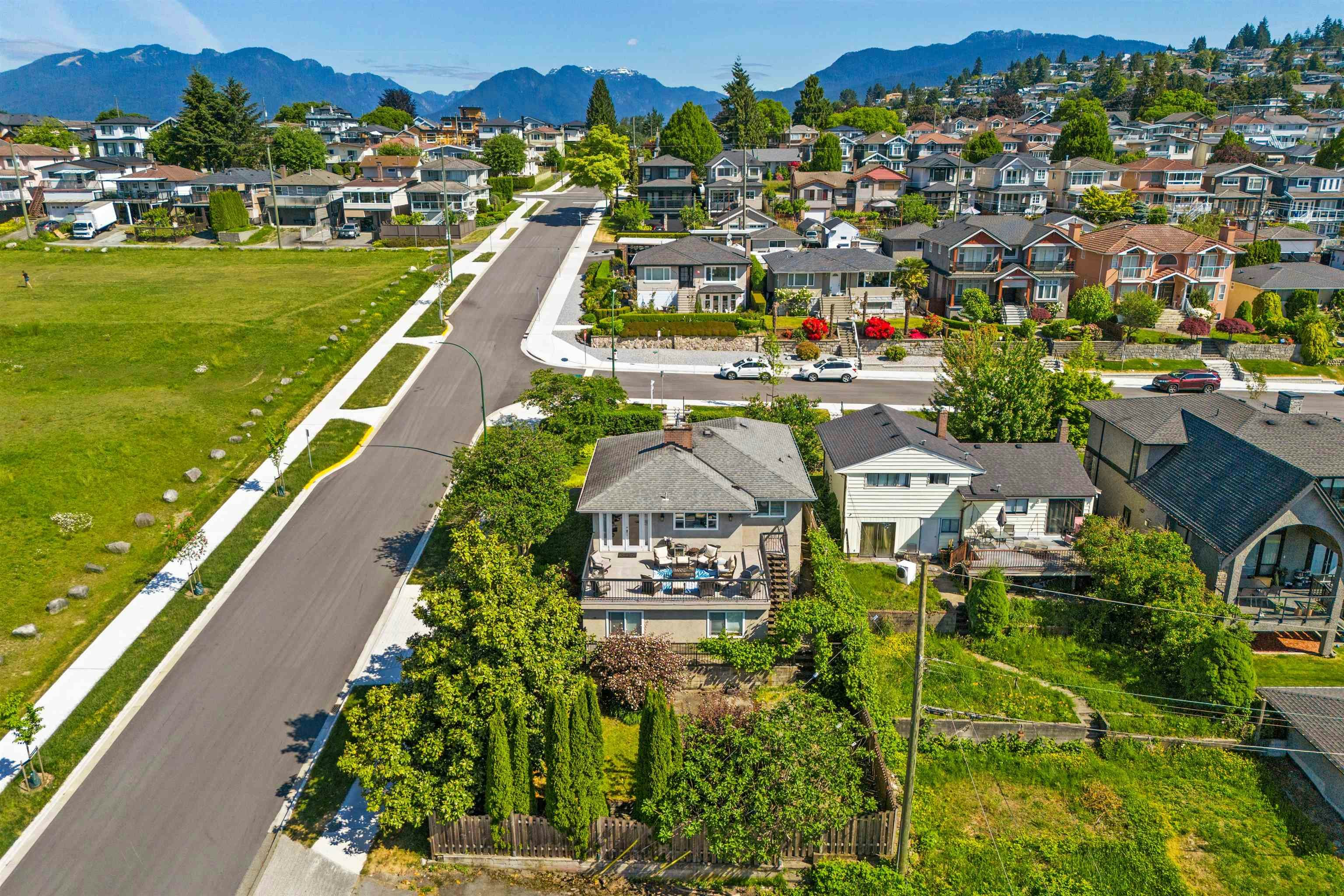 4802 Venables Street, Burnaby, BC, V5C 3A8