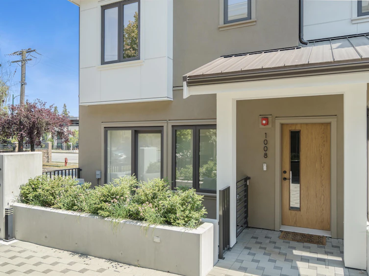 1008 W 52nd Avenue, Vancouver, BC, V6P 1H5