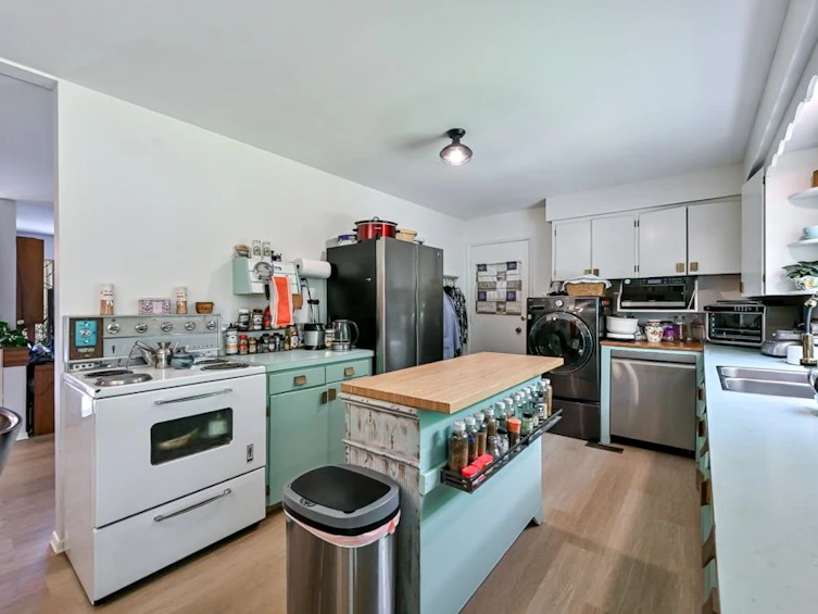 25050 Morrisette Place, Maple Ridge, BC, V2W 1G8 - 15