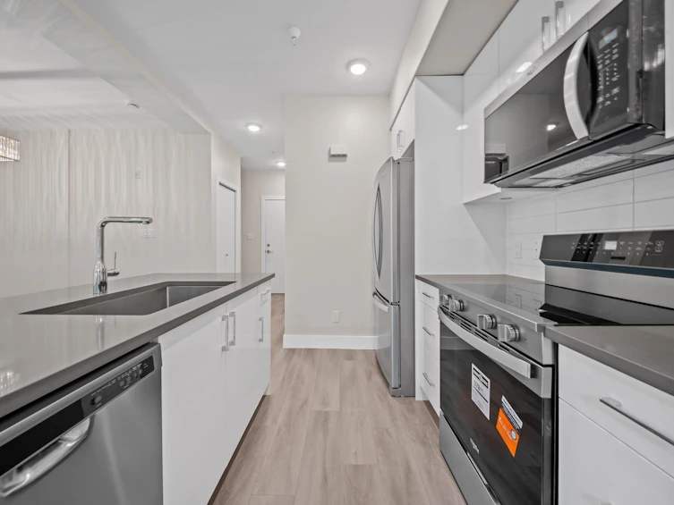 118-15351 101 Avenue, Surrey, BC, V3R 0G2 - 9