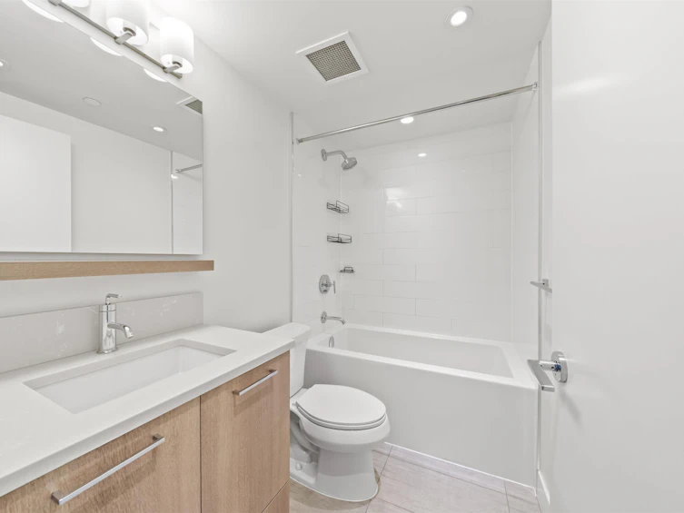 1301-258 Nelson's Court, New Westminster, BC, V3L 0J9 - 21