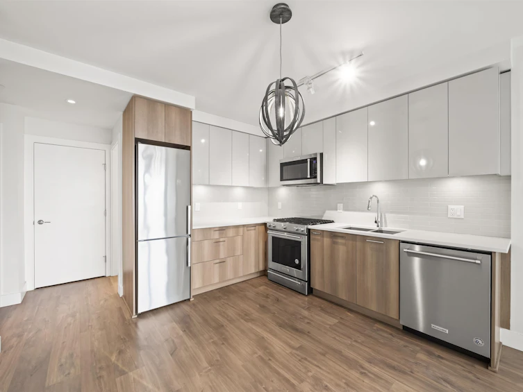 1301-258 Nelson's Court, New Westminster, BC, V3L 0J9 - 9
