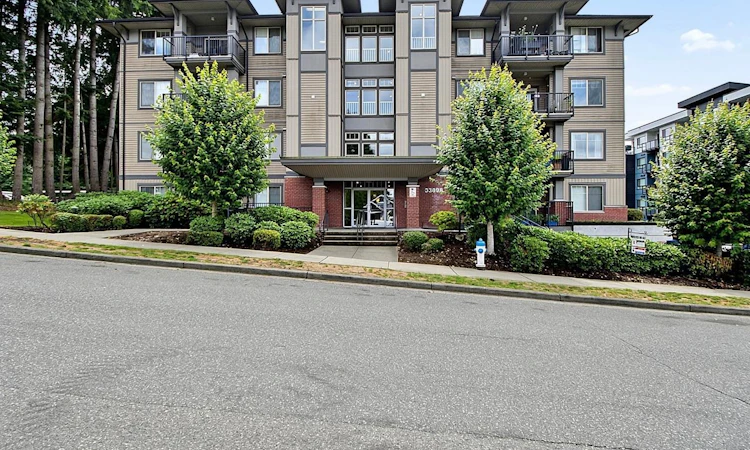 404-33898 Pine Street