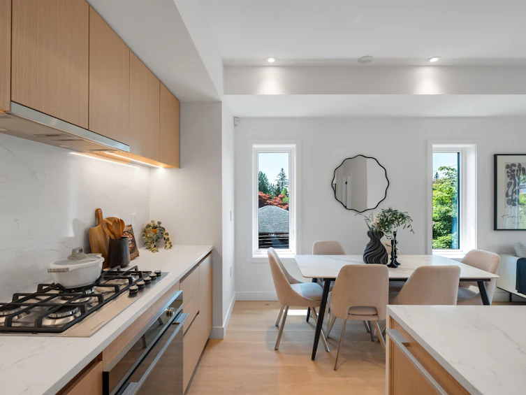 1012 W 52nd Avenue, Vancouver, BC, V6P 1H5 - 4