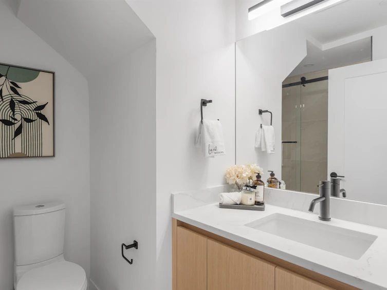 1012 W 52nd Avenue, Vancouver, BC, V6P 1H5 - 5