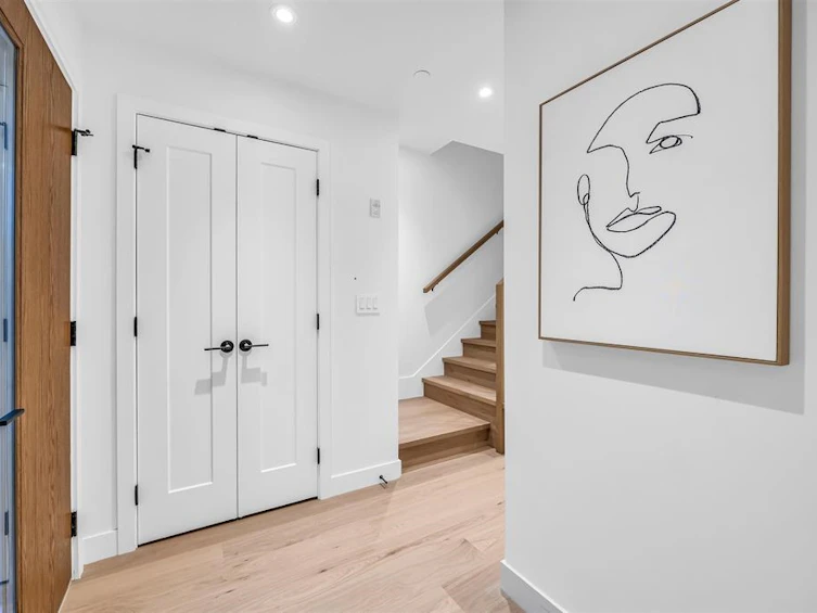 1016 W 52nd Avenue, Vancouver, BC, V6P 1H5 - 2
