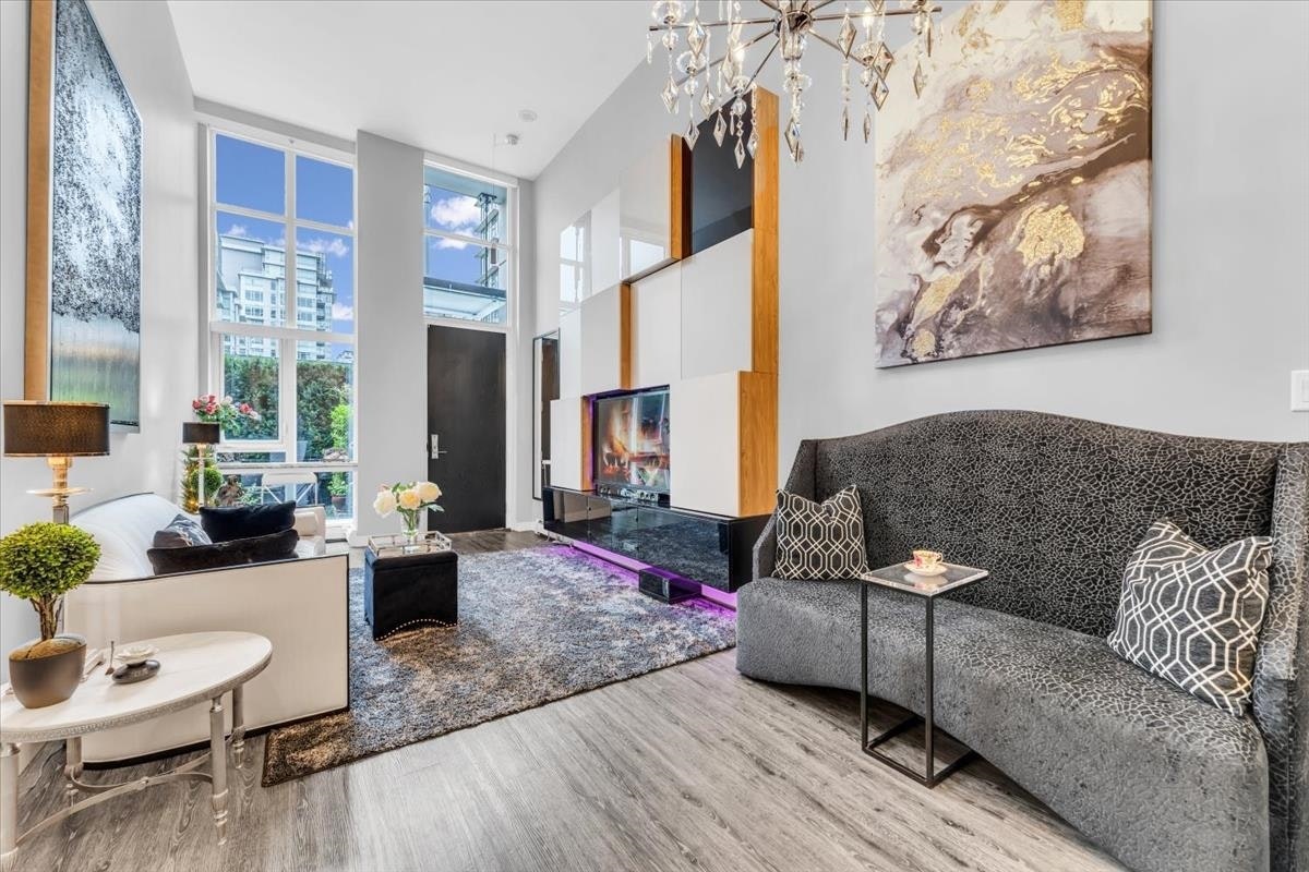 1762 Ontario Street, Vancouver, BC, V5T 0G2