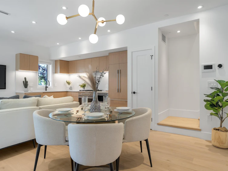 6815 Oak Street, Vancouver, BC, V6P 1H5 - 2
