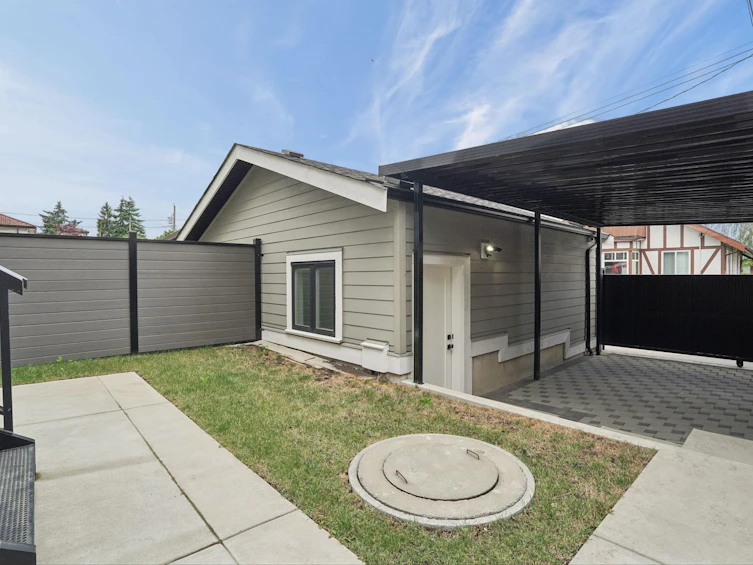 1889 E 34th Avenue, Vancouver, BC, V5P 1A5 - 36