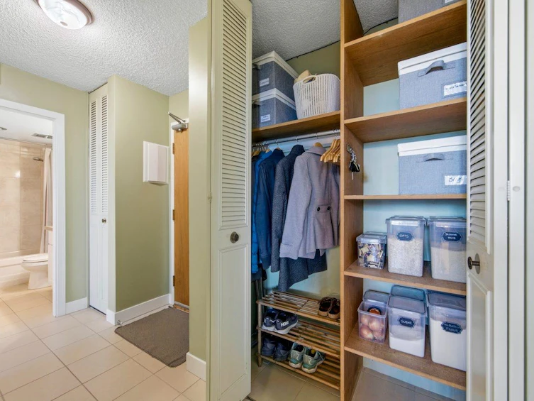 1005-4160 Sardis Street, Burnaby, BC, V5H 1K2 - 10