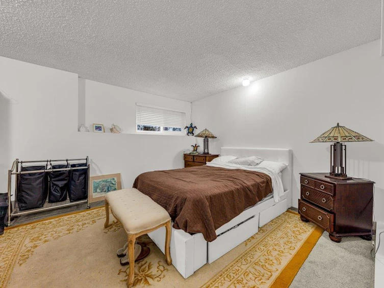 151 N Holdom Avenue, Burnaby, BC, V5B 1K2 - 28