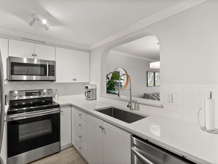 207-12639 No. 2 Road, Richmond, BC, V7E 6N6 - 14