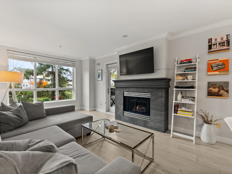 207-12639 No. 2 Road, Richmond, BC, V7E 6N6