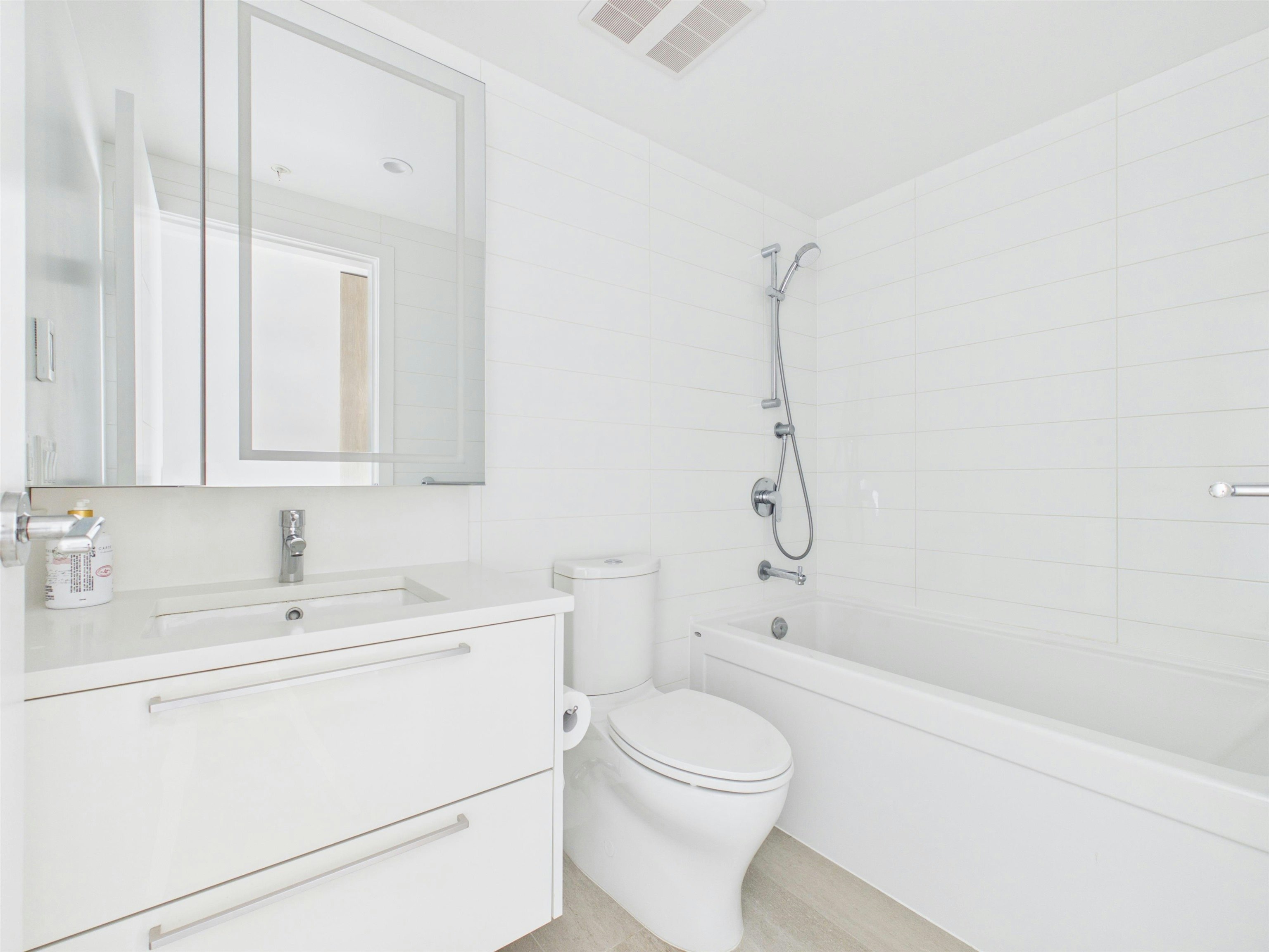 1601-6398 Silver Avenue - 3