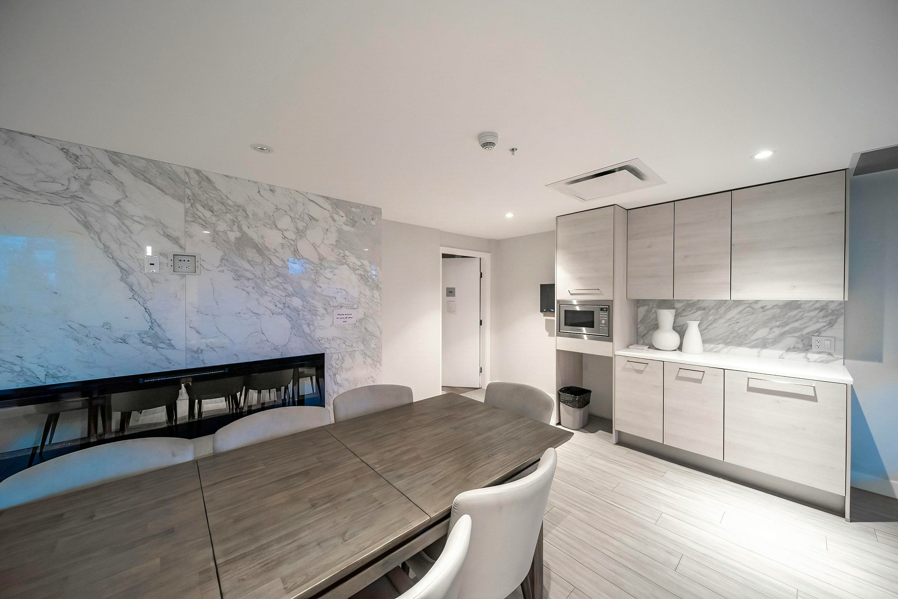 1601-6398 Silver Avenue, Burnaby, BC, V5H 0K7 - 30