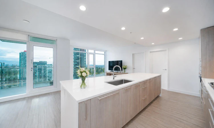 1601-6398 Silver Avenue